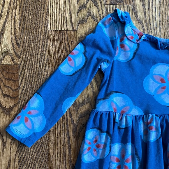 Tea Collection blue floral ruffle collar ballet long sleeve dress, size 2. - Picture 3 of 12